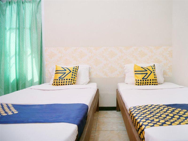 Hotel Spot On 2629 Duta Karimun Karimunjawa Exterior foto