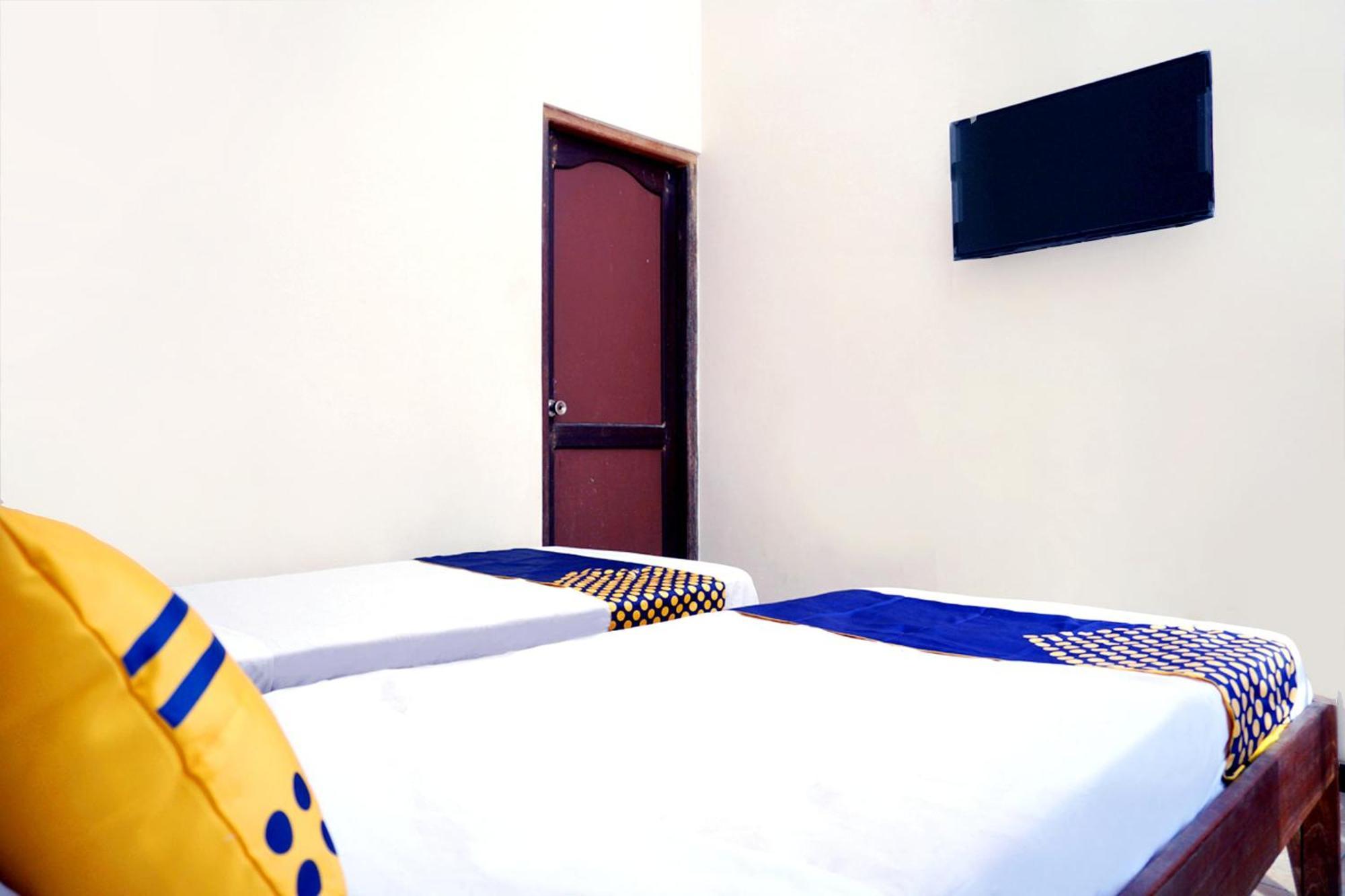 Hotel Spot On 2629 Duta Karimun Karimunjawa Exterior foto