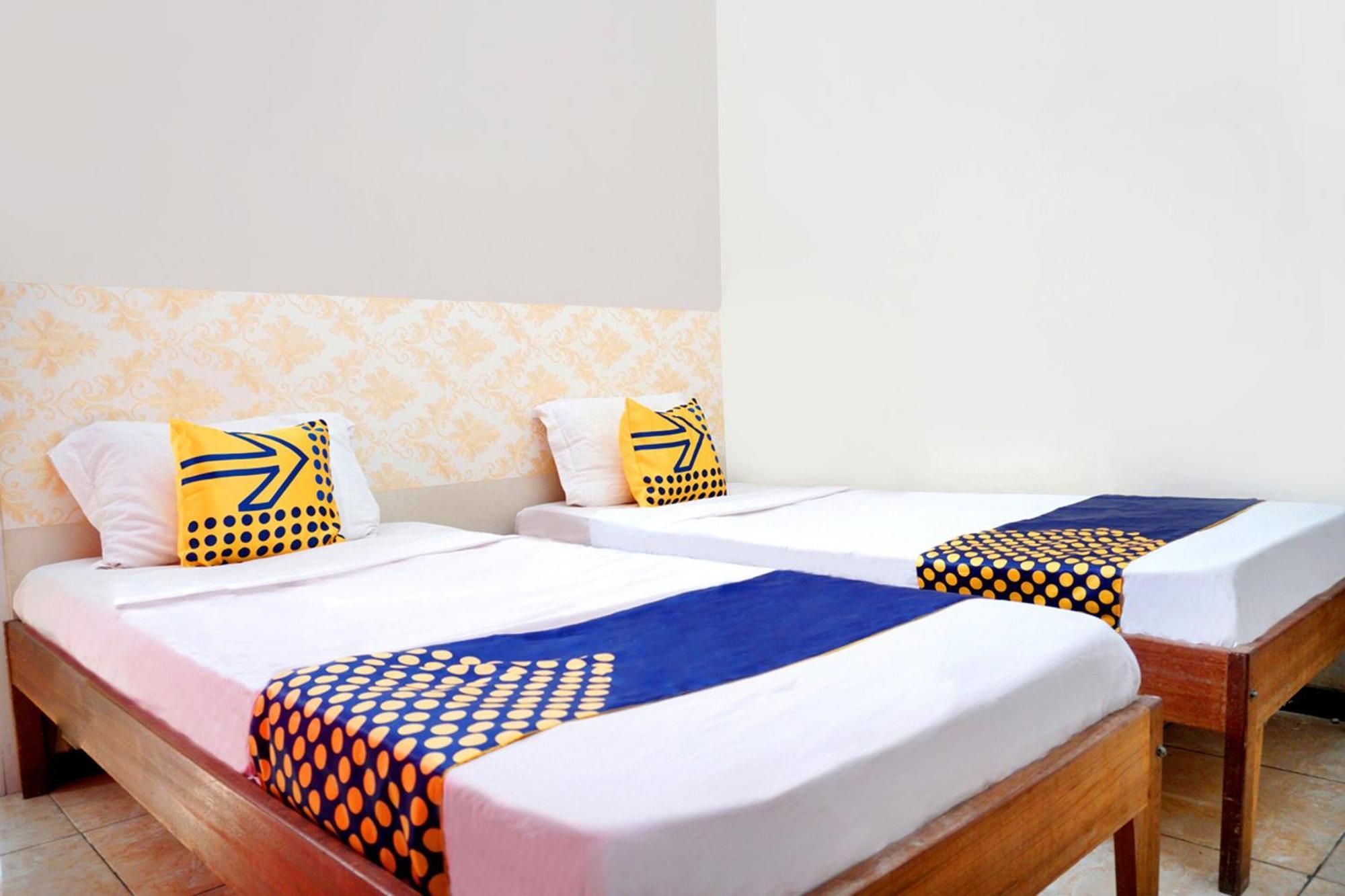 Hotel Spot On 2629 Duta Karimun Karimunjawa Exterior foto